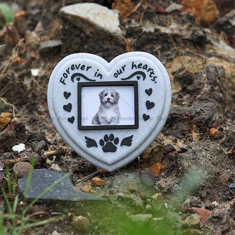Paw Printing Pet Memorial Plaque