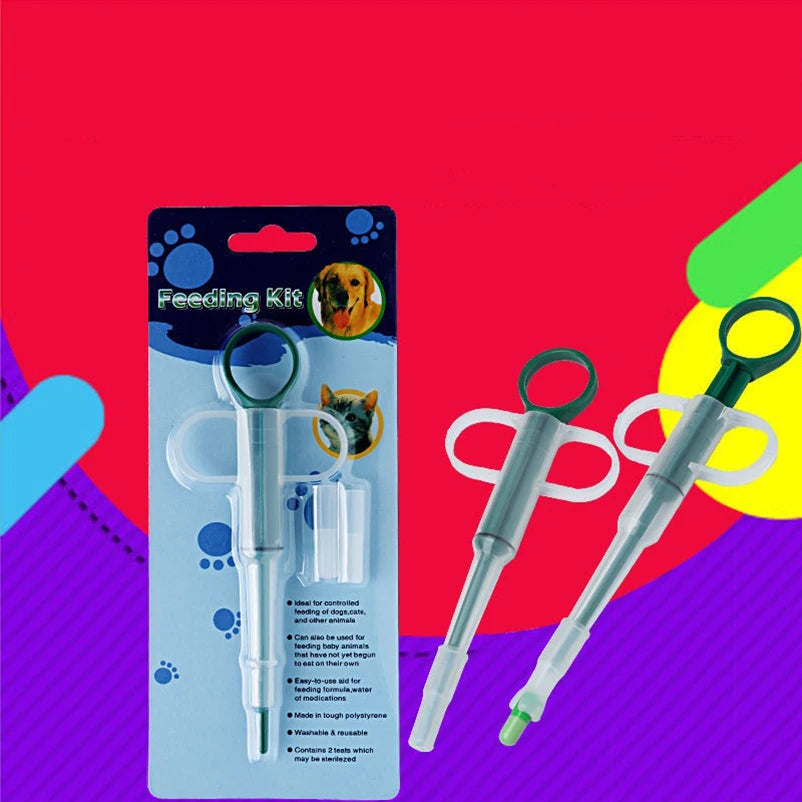 Pet feeding syringe